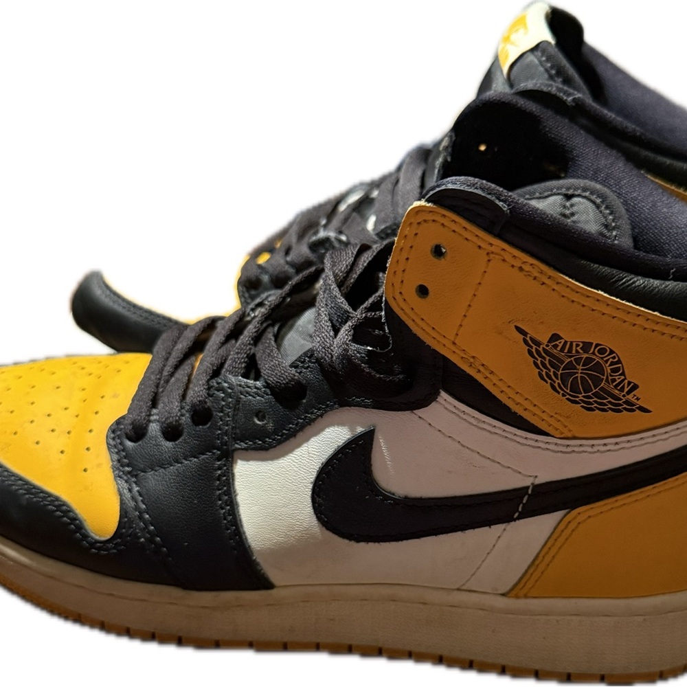 Black and Yellow Jordan Retro 1 High-Top Sneakers - Picture 3 of 5